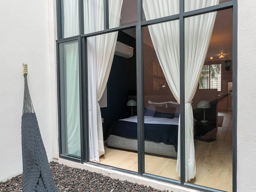 Loft luxo, várias camas, varanda, vista para o pátio | Vista para o pátio