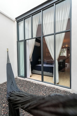 Deluxe Loft, Multiple Beds, Patio, Courtyard View | Courtyard view