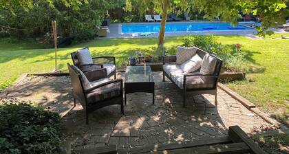 Beautiful 4BR Family Home with Pool - Available for 6-Month Stay