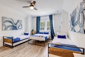 4 bedrooms, Internet, bed sheets