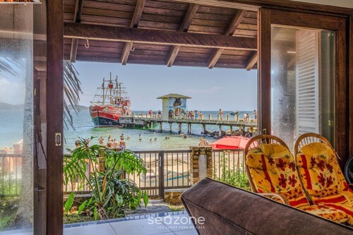 3 B Beachfront House w/ Barbecue Bombinhas Sdn042