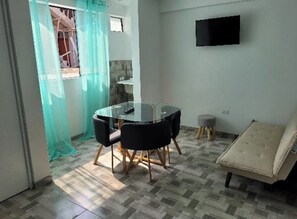 In-room dining - Miel de Luna (Cerro Azul)