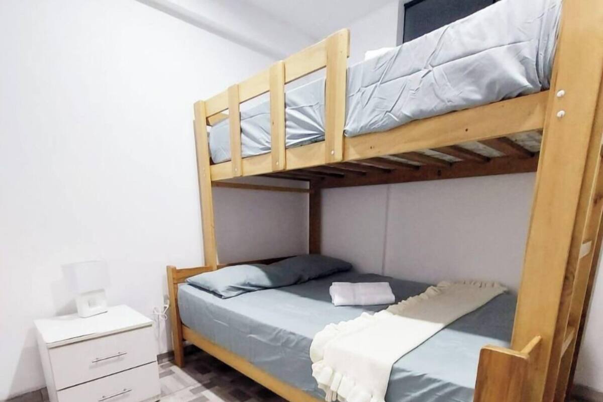 Basic-Apartment, Blick auf den Innenhof | Kostenloses WLAN