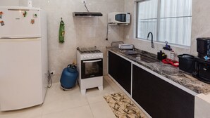 Gambar tidak terklasifikasi, 2 dari 5, tombol