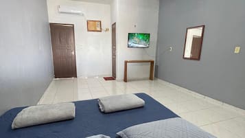 Habitación Confort, vistas al lago | Wifi gratis