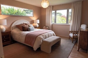 2 chambres, bureau, fer et planche à repasser, Wi-Fi gratuit