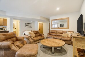 Smart TV - Lower Level | Mountain-View Retreat (Colorado Springs)