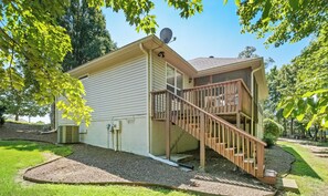 Exterior - 3 bedroom townhome in lovely Bella Vista with Pickle Ball, park and Trail access (Bella Vista)