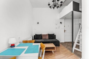 Interior - Morsztynowska Studio with Mezzanine (Kraków)