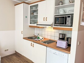 Microwave, dishwasher