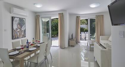 Experience Your Dream 5 Star Private Villa at the Best Rate, Famagusta Villa 1026