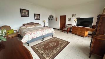 6 soveværelser, Wi-Fi, sengetøj