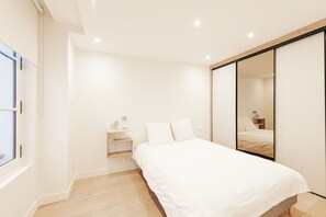 4 Schlafzimmer, Bügeleisen/Bügelbrett, WLAN, Bettwäsche