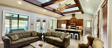 Smart-TV, Stereoanlage