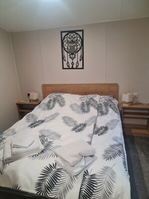 2 chambres, fer et planche à repasser, Wi-Fi, literie fournie