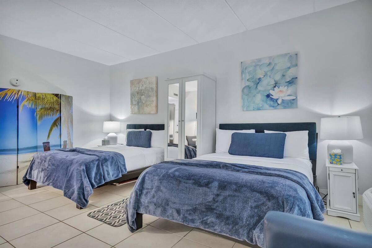 Studio Premium, 2 grands lits, balcon, vue canal