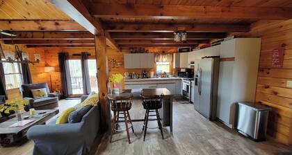 Amazing Cabin on water in the mountains w/private salted pool and hot tub!