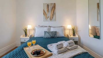 3 chambres, fer et planche à repasser, Wi-Fi gratuit, draps fournis