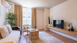 Living area - Modern & Stylish Flat by HostWise (Porto)