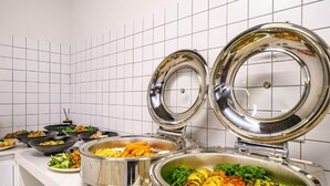 Free daily self-serve breakfast - POHANG HOTEL LA TERRACE (Pohang)