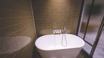 Double Room | Free WiFi