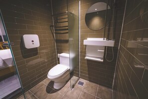 雙人房 | 手提電腦工作空間、免費 Wi-Fi
