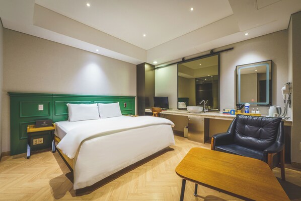 Double Room | Laptop workspace, free WiFi - DAEGU CHERISH HOTEL (Daegu)