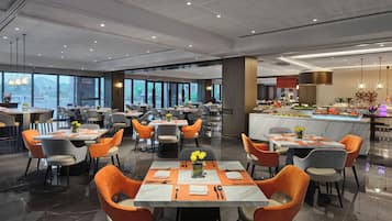 Desayuno buffet diario (CNY 88 por persona)