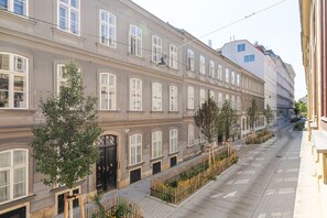 Esterni