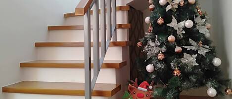 House, 3 Bedrooms, Accessible, Smoking | Interior