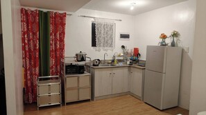 House, 3 Bedrooms, Accessible, Smoking | Interior