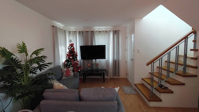 Avida 3-bedroom Vacation House With Pool