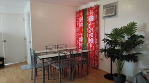 House, 3 Bedrooms, Accessible, Smoking | Dining room