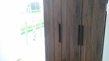 House, 3 Bedrooms, Accessible, Smoking | 3 bedrooms