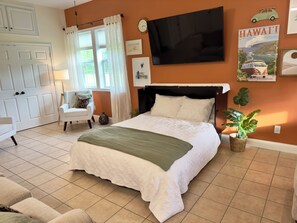 1 bedroom, iron/ironing board, travel cot, free WiFi