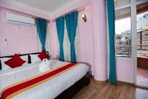 Espace de travail pour ordinateur portable, fer et planche à repasser