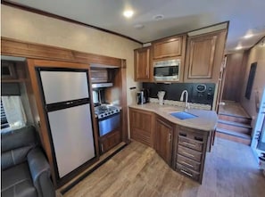 Microondas, horno y parrilla de estufa 