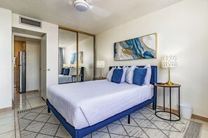 1 slaapkamer, een strijkplank/strijkijzer, wifi, beddengoed