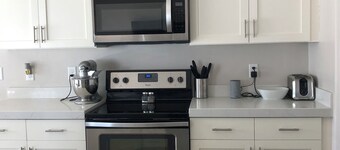 Charming 3-bedroom house - Beautiful Views - Community Fitness Room