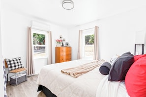 2 Schlafzimmer, Bügeleisen/Bügelbrett, WLAN, Bettwäsche