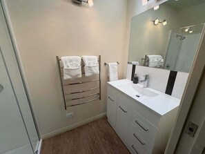 Hårtørrer, Sæbe, Shampoo, Toiletpapir