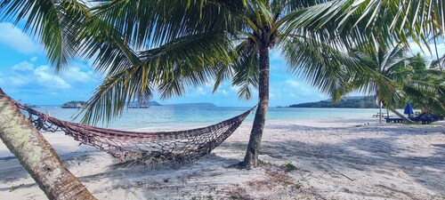 Koh Rong Beach Hostel and Bungalow 