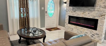 3-bedroom house in brilliant St. Petersburg with AC