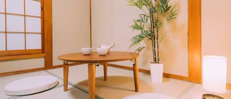 Maison, non-fumeurs | Bureau, fer et planche à repasser, draps fournis