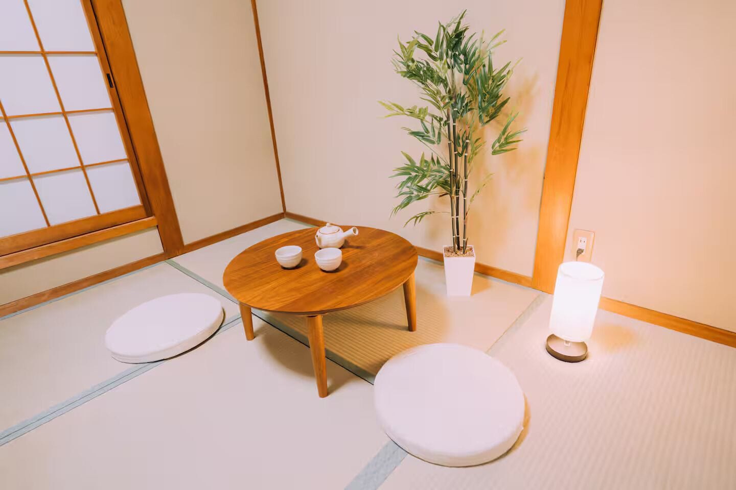 House, Non Smoking | Desk, iron/ironing board, bed sheets