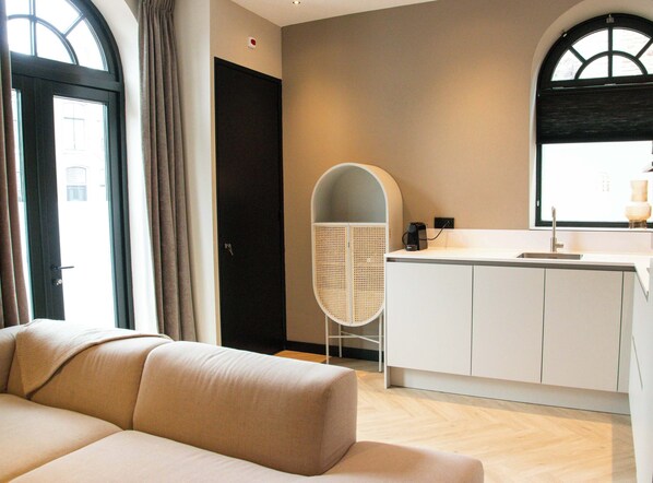 Fernseher, Arbeitsbereiche