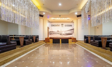 Interior. Beautiful Condominium With Leisure in Pocos de Caldas - QUI