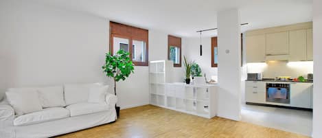 Standard Apartment, Multiple Bedrooms (Casa Collina) | Interior