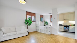 Standard Apartment, 1 Bedroom, Microwave (Casa Collina with Terrace & View) | Interior - Casa Collina With Terrace & View (Lugano)