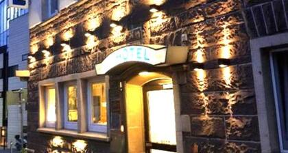 City Hotel